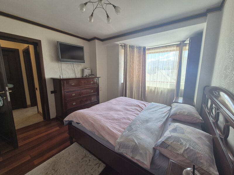 Decebal, Alba Iulia,stradal, 108mp utili, bloc 1990, et 2, 3 min metrou